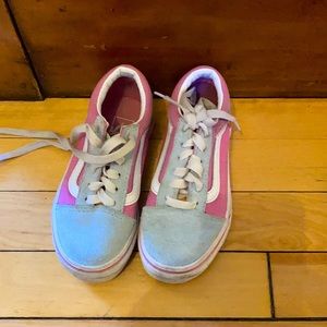 Girls vans sidewalls
